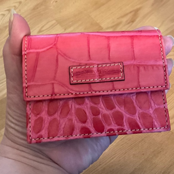 Dooney and Bourke Card Case/Wallet - Picture 1 of 10